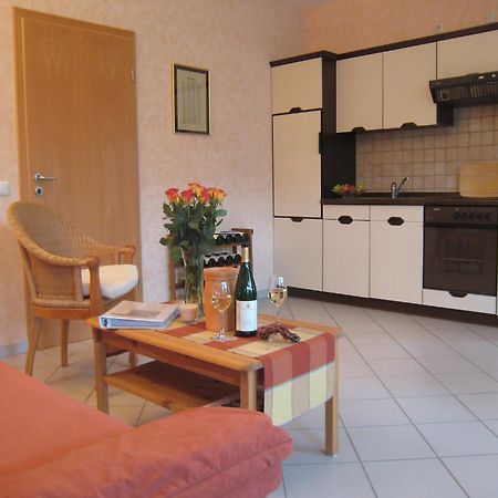 Sch Ne Wohnung In Der Moselregion Kinheim 外观 照片