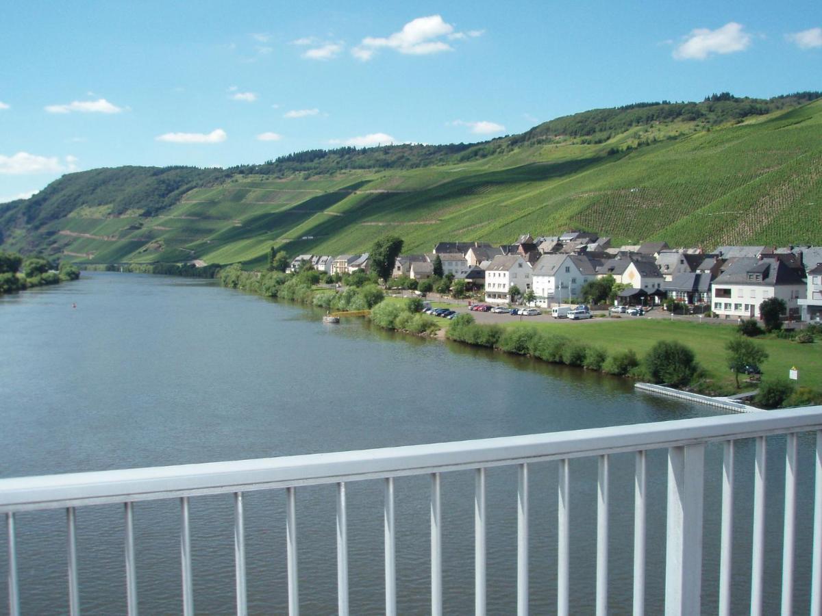 Sch Ne Wohnung In Der Moselregion Kinheim 外观 照片