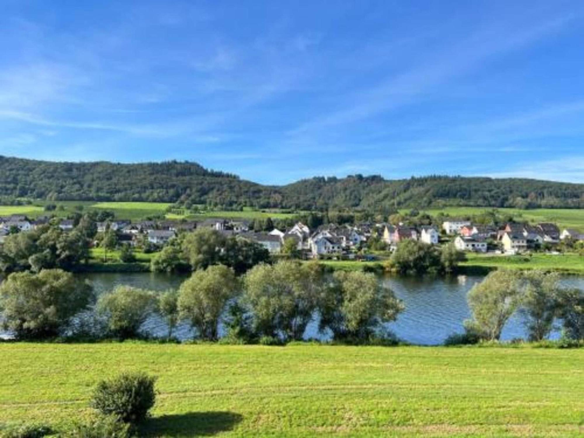 Sch Ne Wohnung In Der Moselregion Kinheim 外观 照片