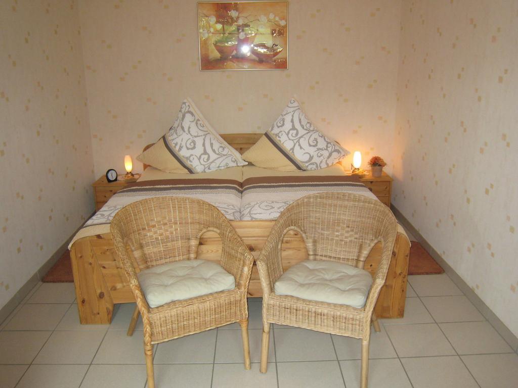 Sch Ne Wohnung In Der Moselregion Kinheim 外观 照片